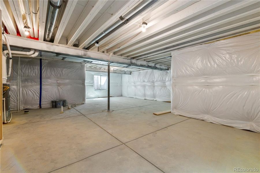 Spacious, unfurnished interior of a new home in Dillon Pointe - Journey, Westminster (Image 22).