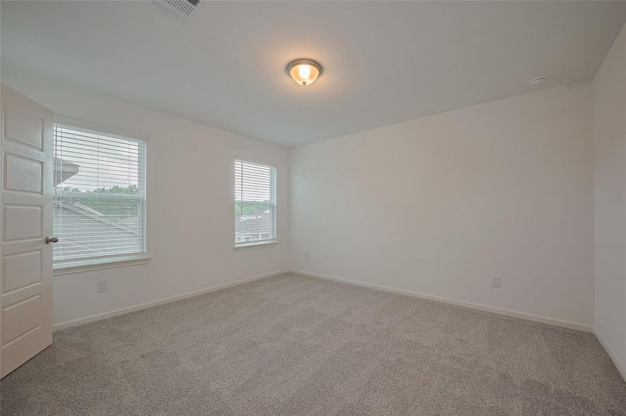 Spacious, unfurnished interior of a new home in Mill Creek Trails, Magnolia (Image 29).