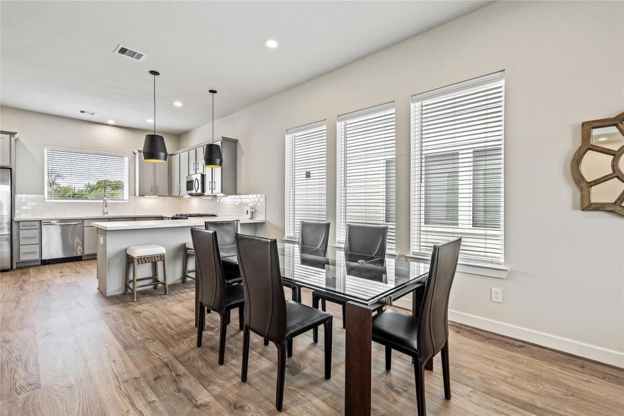 Furnished interior view inside a new home in Willowbend Point, Houston (Image 16).