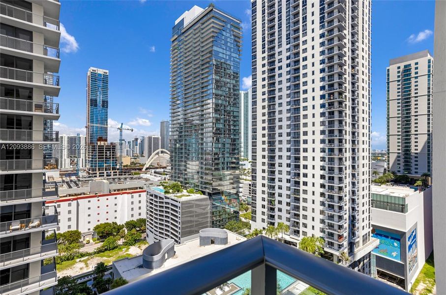Condo located in Miami, FL showcasing its design and architecture (Image 21). Condo located in Miami, FL showcasing its design and architecture (Image 21).