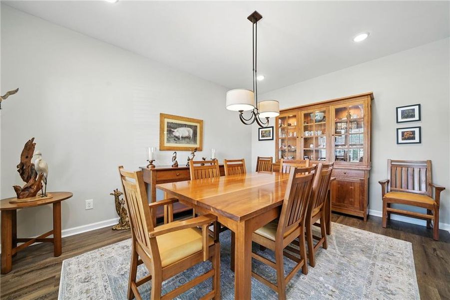 Furnished interior view inside a new home in , Waleska (Image 38).