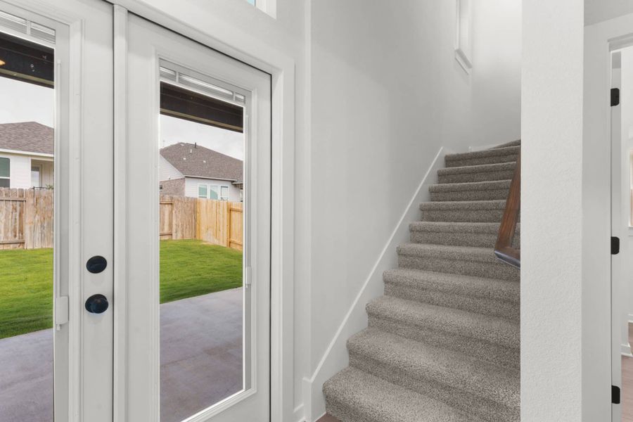 Spacious, unfurnished interior of a new home in Nolina, Georgetown (Image 29).