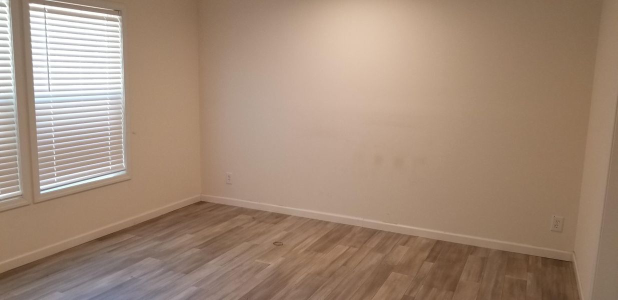 Spacious, unfurnished interior of a new home in , Varnville (Image 12).