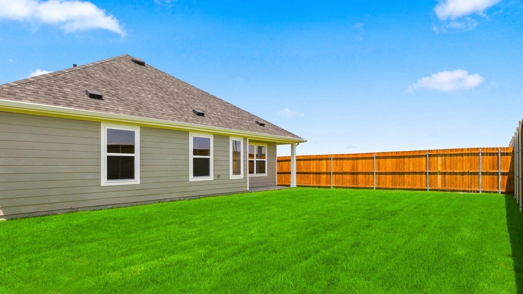 Exterior details and patio area of a home in Morningside, Josephine (Image 4).