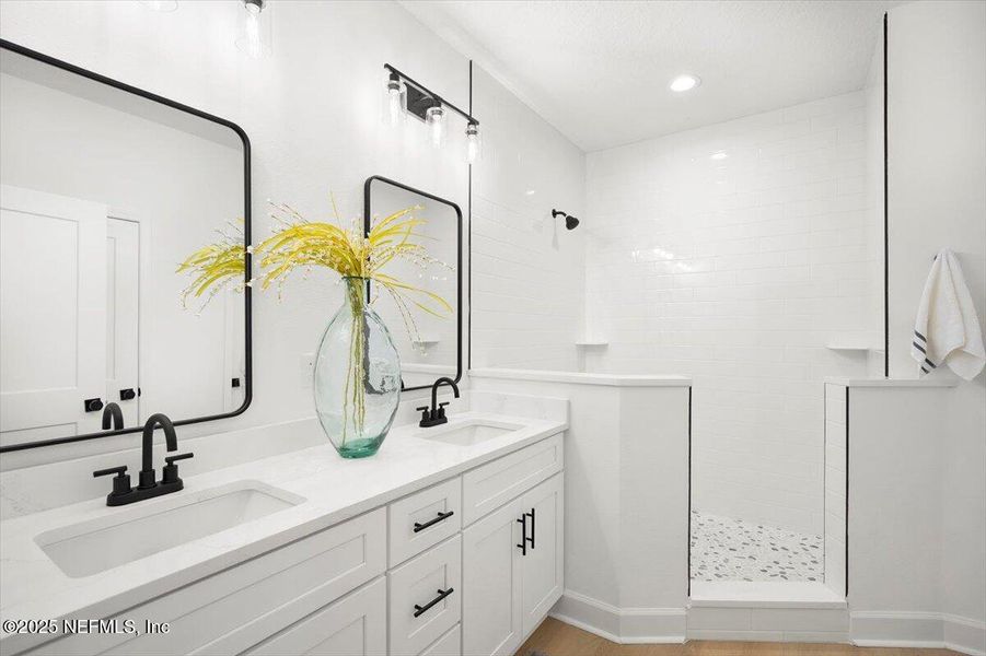 Furnished interior view inside a new home in , Keystone Heights (Image 8).