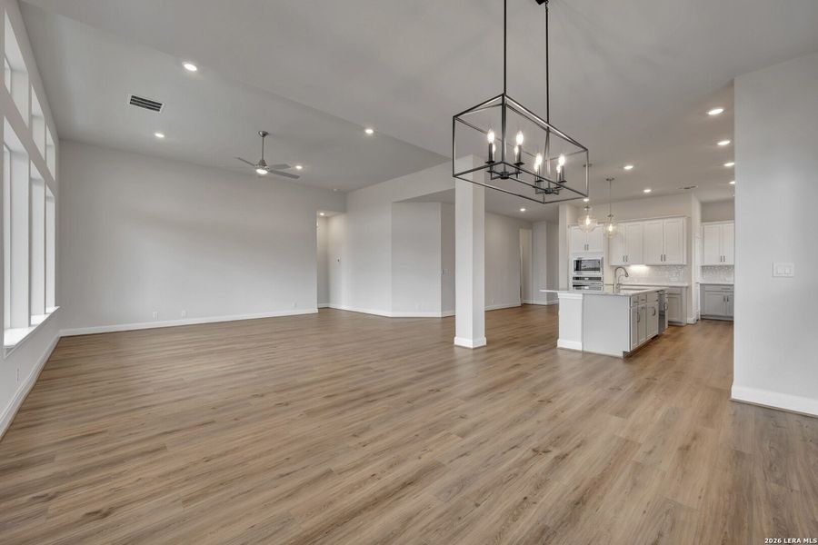 Spacious, unfurnished interior of a new home in Briggs Ranch – Signature Legacy Series, San Antonio (Image 12). Spacious, unfurnished interior of a new home in Briggs Ranch – Signature Legacy Series, San Antonio (Image 12).