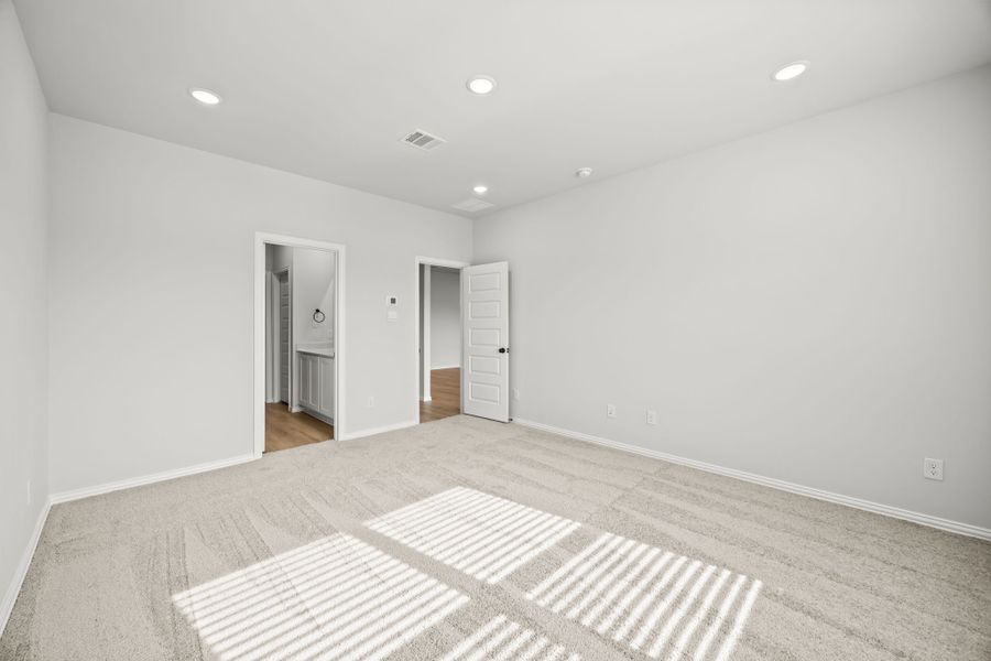 Representative unfurnished interior of a home built from the Jackson by Cambridge Homes in Ribbonwood, Aubrey (Image 14). Representative unfurnished interior of a home built from the Jackson by Cambridge Homes in Ribbonwood, Aubrey (Image 14).