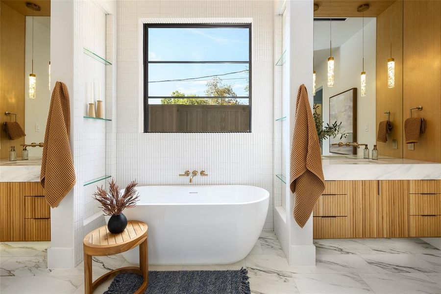 Furnished interior view inside a new home in , Dallas (Image 24).