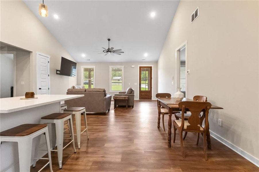 Furnished interior view inside a new home in , Bremen (Image 29).