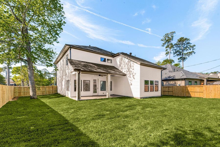 Exterior details and patio area of a home in , Tomball (Image 32).