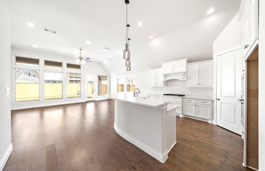 Image 28 of a home in Bridgeland 50'. Image 28 of a home in Bridgeland 50'.