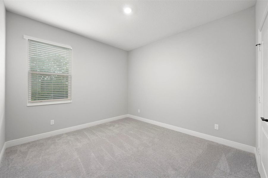 Spacious, unfurnished interior of a new home in Celebration Pointe, Fort Pierce (Image 8).