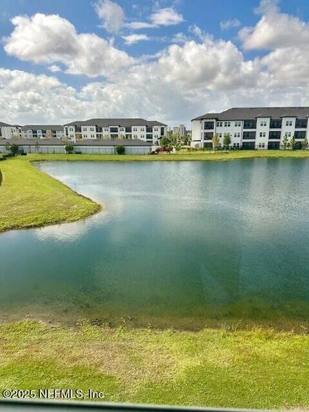 Image 34 of a home in Corsair.