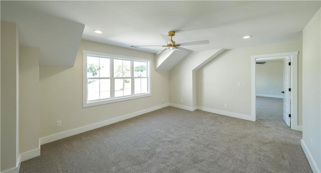 Spacious, unfurnished interior of a new home in , Bremen (Image 23).