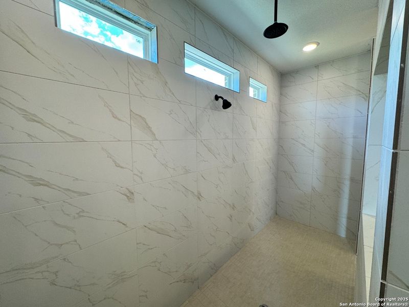 Spacious, unfurnished interior of a new home in Megan's Landing 50's, Castroville (Image 21). Spacious, unfurnished interior of a new home in Megan's Landing 50's, Castroville (Image 21).