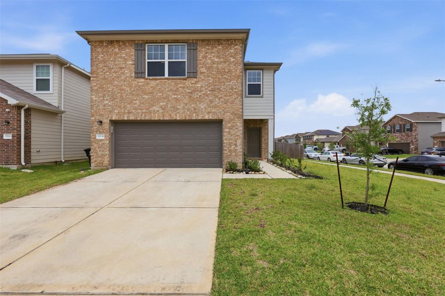 Photo has been digitally enhanced for lighting, color, and presentation purposes while maintaining the true condition and character of the home. Photo has been digitally enhanced for lighting, color, and presentation purposes while maintaining the true condition and character of the home.