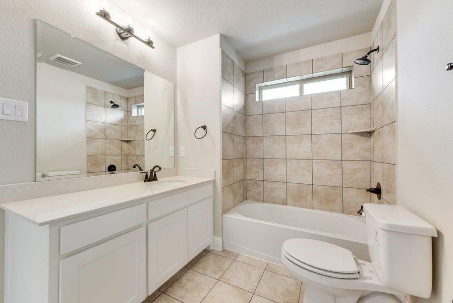 Furnished interior view inside a new home in Monterra, Fate (Image 9). Furnished interior view inside a new home in Monterra, Fate (Image 9).