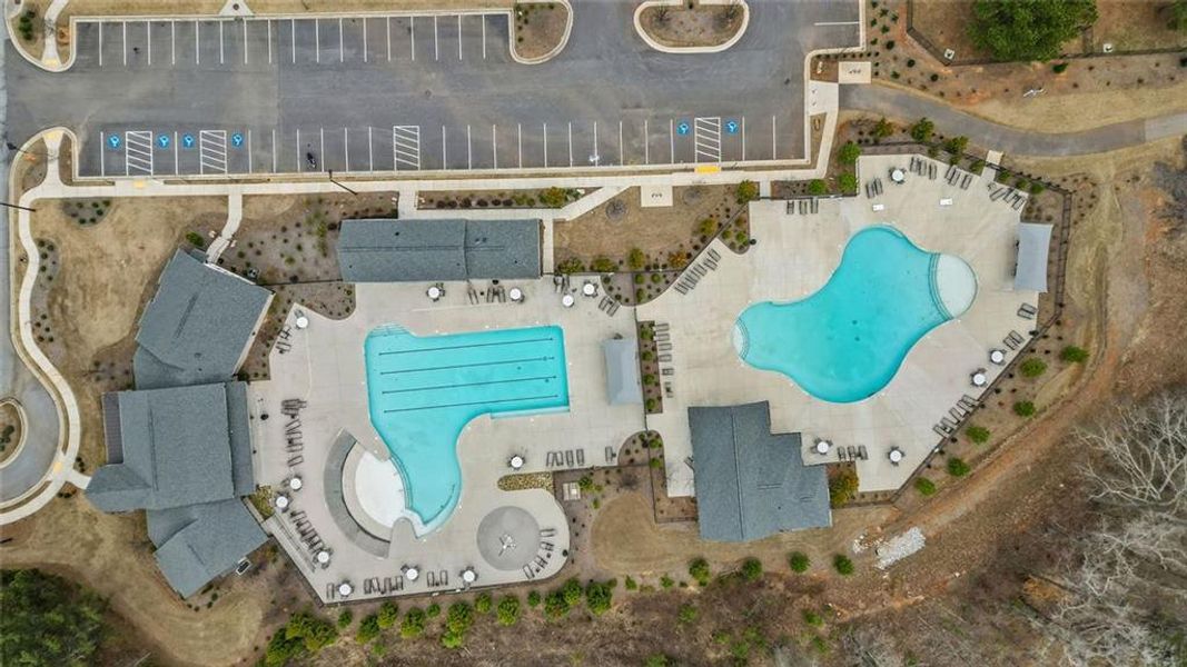 Community amenities in Twin Lakes, Hoschton (Image 47).