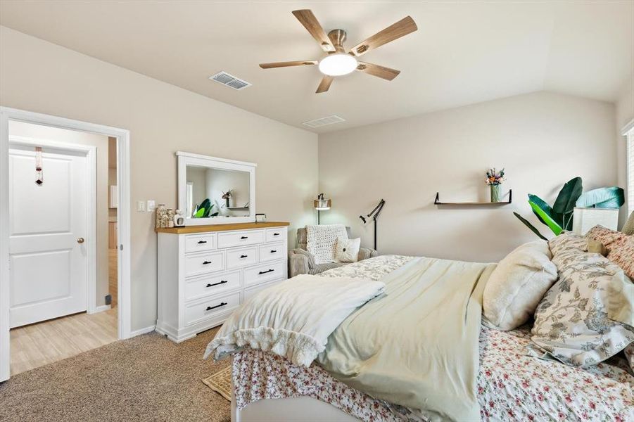 Furnished interior view inside a new home in Hickory Grove, Denton (Image 16).