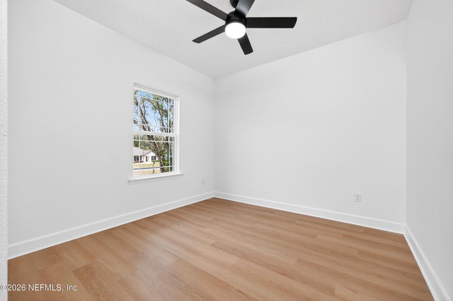 Spacious, unfurnished interior of a new home in , Keystone Heights (Image 12).