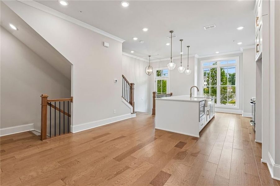 Spacious, unfurnished interior of a new home in Byers Park, Alpharetta (Image 21).