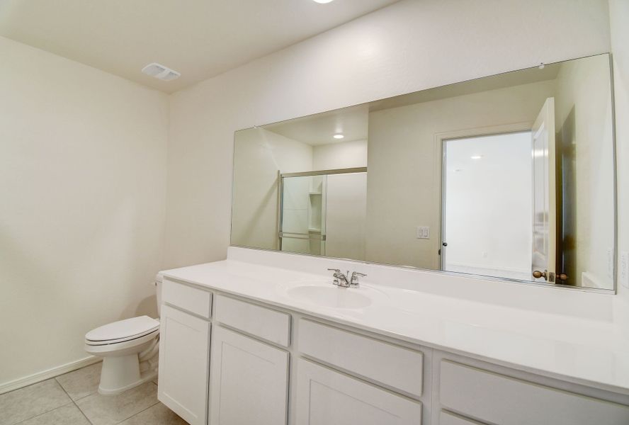 Representative furnished interior of a home built from the Spectra by Starlight Homes in Hawks Run, Kissimmee (Image 8). Representative furnished interior of a home built from the Spectra by Starlight Homes in Hawks Run, Kissimmee (Image 8).