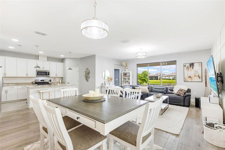 Furnished interior view inside a new home in , Bradenton (Image 19).