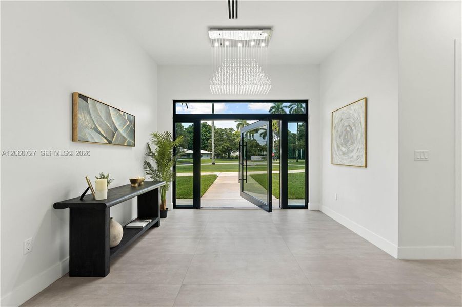 Furnished interior view inside a new home in , Plantation (Image 19).