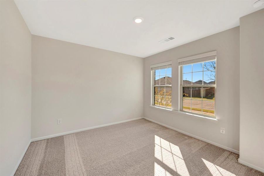 Spacious, unfurnished interior of a new home in The Preserve, Justin (Image 16).