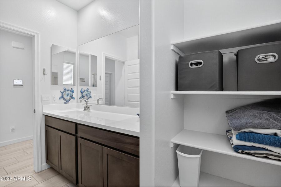 1_001_002_a4m_reshoot - Copy 1_001_002_a4m_reshoot - Copy