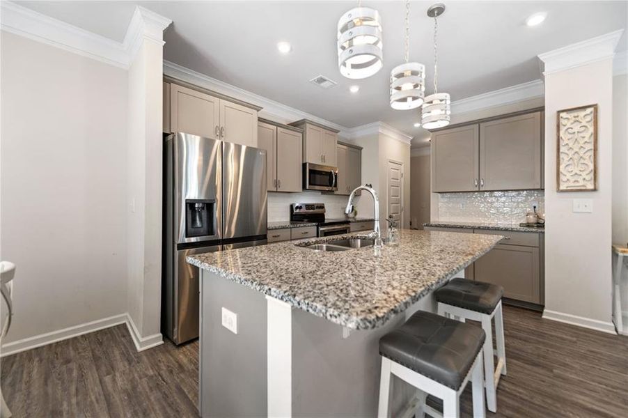 Furnished interior view inside a new home in , Jasper (Image 8).