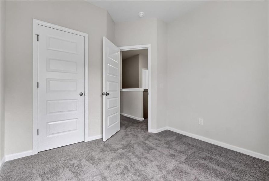 Spacious, unfurnished interior of a new home in Laurel Creek, Calhoun (Image 17).