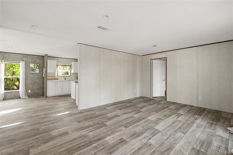 Spacious, unfurnished interior of a new home in , Bunnell (Image 18).