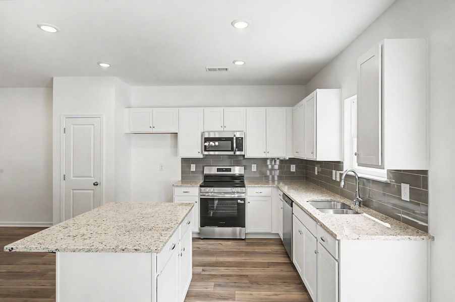 Furnished interior view inside a new home in Ironhorse, Dickson (Image 6).
