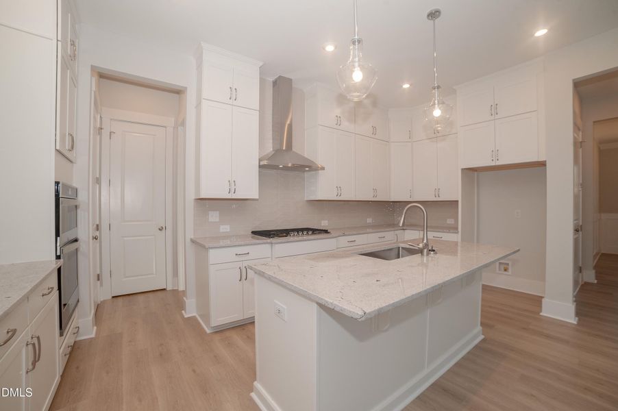 WFDS-0100-00_Buchanan E_Kitchen g