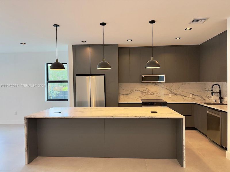 Furnished interior view inside a new home in , Fort Lauderdale (Image 6).
