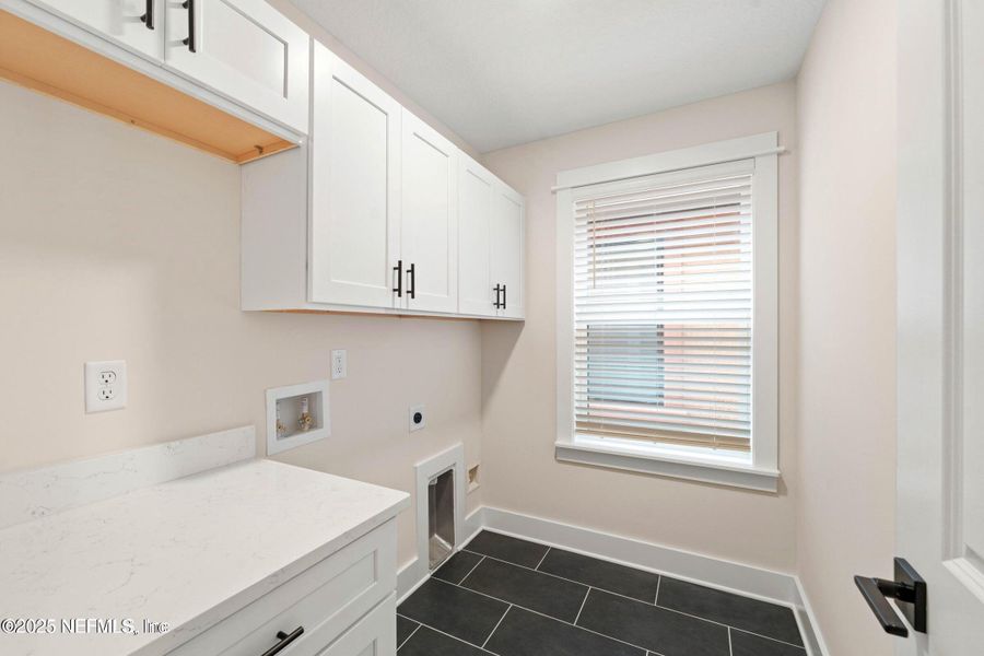 Furnished interior view inside a new home in , Jacksonville (Image 9).