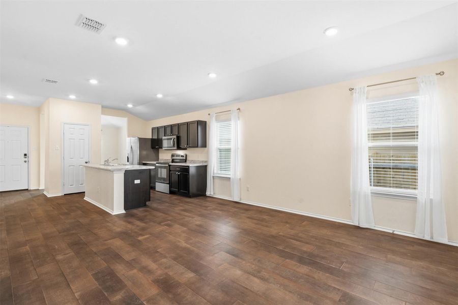 Image 34 of a home in .