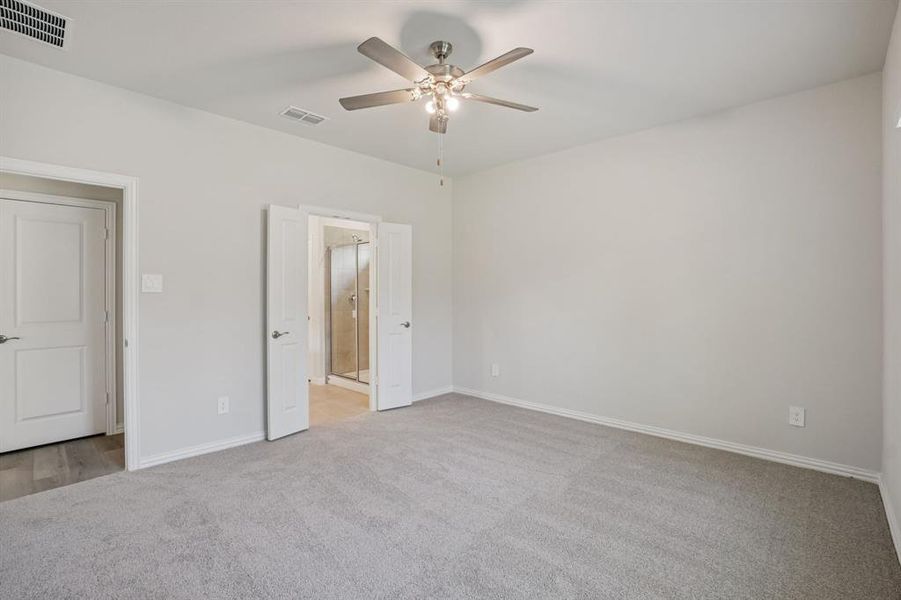 Photo is not of the actual home, but is an inspirational photo of builder’s model home and may depict options, furnishings, and/or decorator features that are not included.