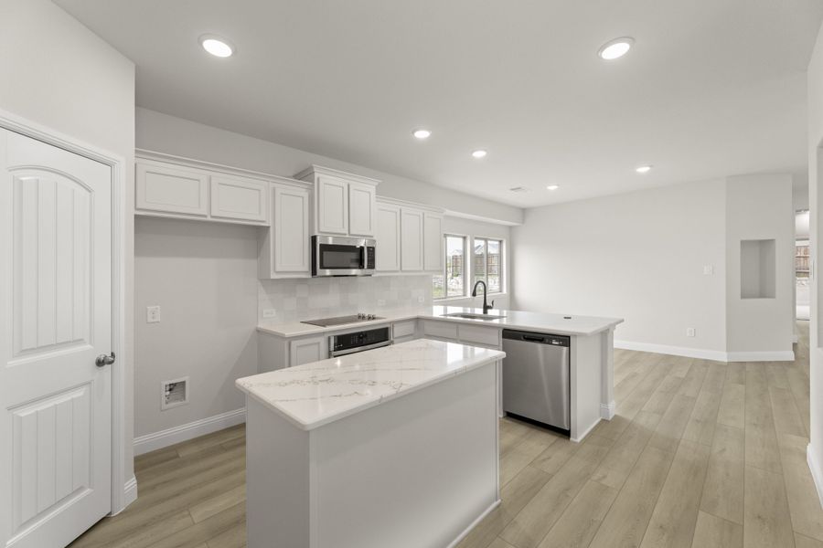 Furnished interior view inside a new home in Keeneland, Aubrey (Image 8).