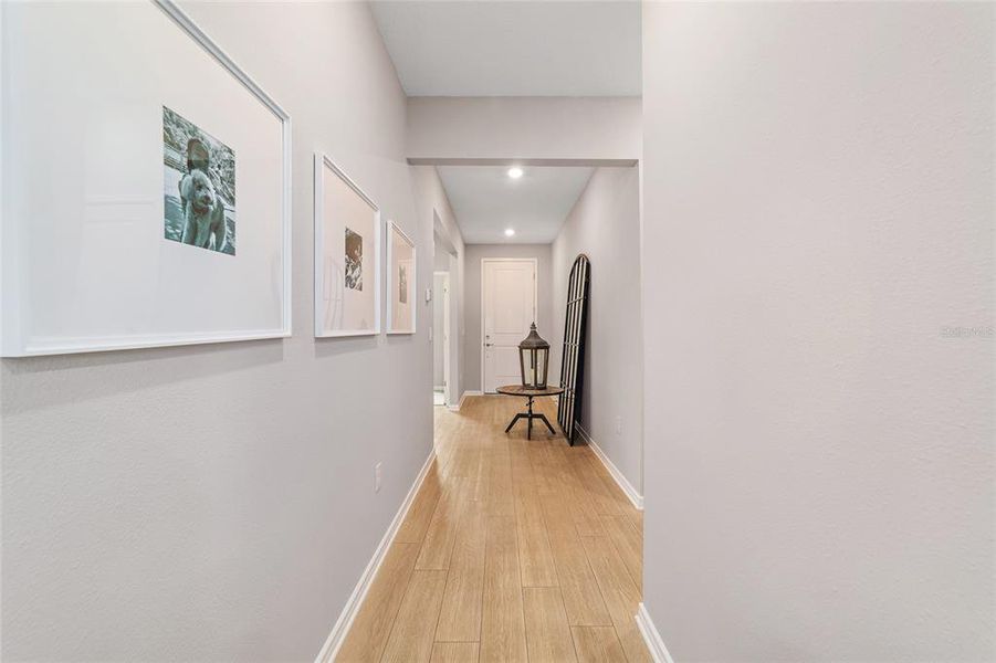 Spacious, unfurnished interior of a new home in Del Webb Stone Creek, Ocala (Image 18).