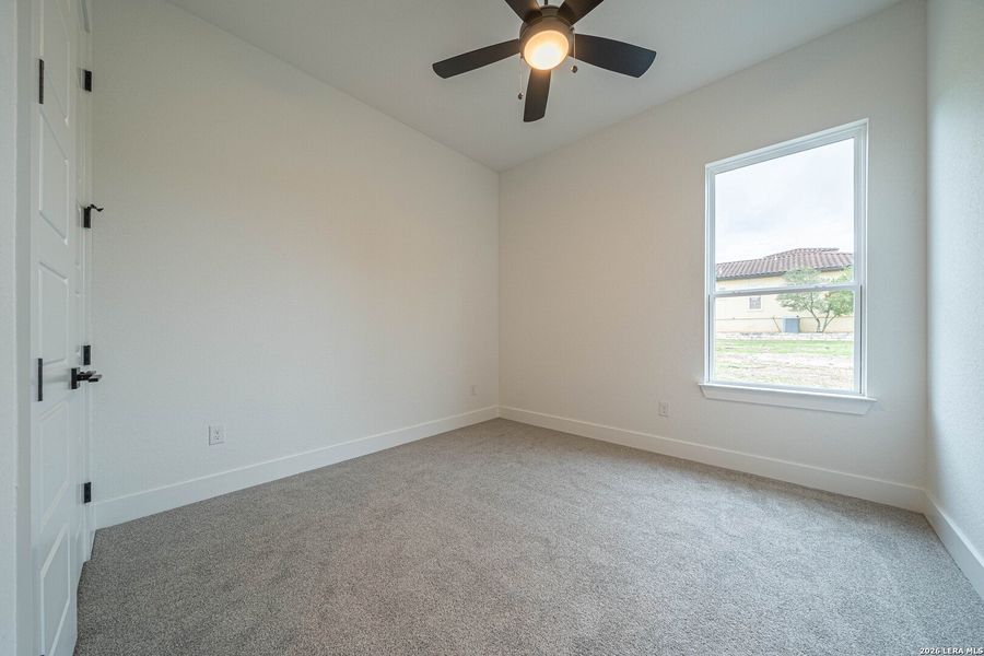 Spacious, unfurnished interior of a new home in , Kerrville (Image 26).