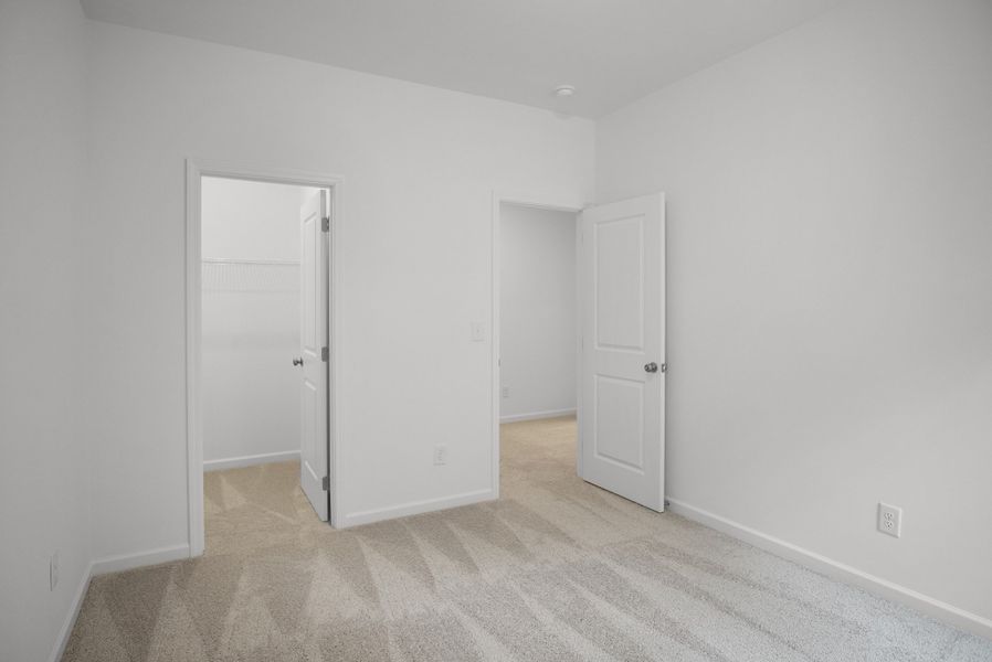 Spacious, unfurnished interior of a new home in Ironhorse, Dickson (Image 26).