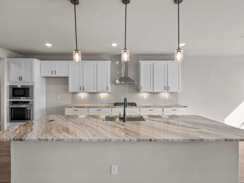 Furnished interior view inside a new home in Potranco Oaks, Castroville (Image 7).