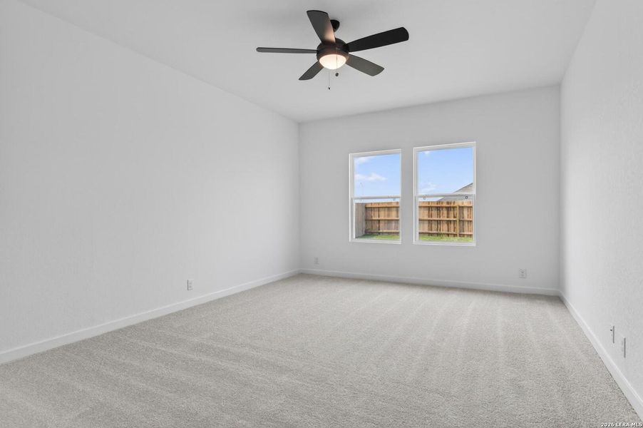 Spacious, unfurnished interior of a new home in Cordova Trails, Seguin (Image 15).