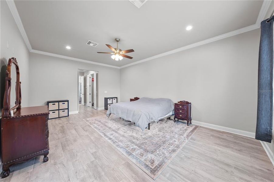 Furnished interior view inside a new home in , St. Cloud (Image 16).