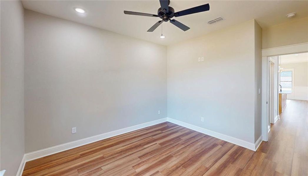 Spacious, unfurnished interior of a new home in , Tyler (Image 33).