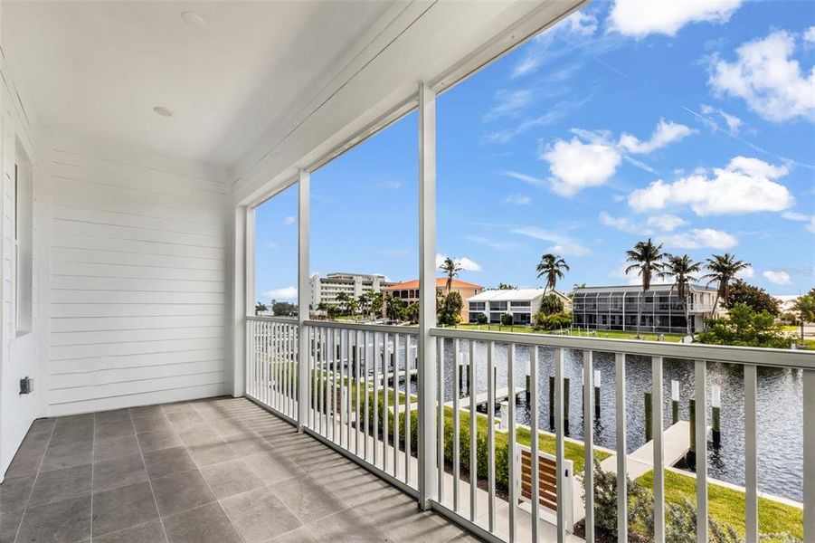 Exterior details and patio area of a home in , Punta Gorda (Image 4).