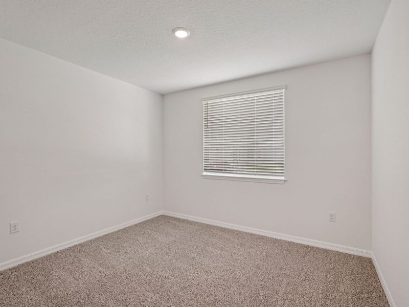 Spacious, unfurnished interior of a new home in Oakfield Trails - Signature Series, Parrish (Image 10). Spacious, unfurnished interior of a new home in Oakfield Trails - Signature Series, Parrish (Image 10).
