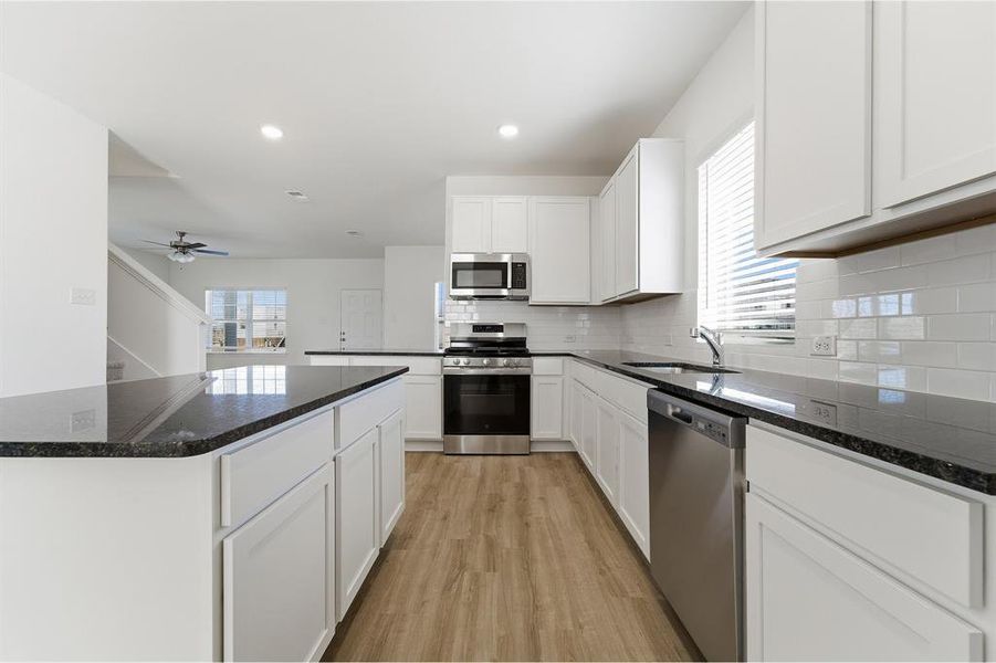 Furnished interior view inside a new home in La Terra, Celina (Image 3).